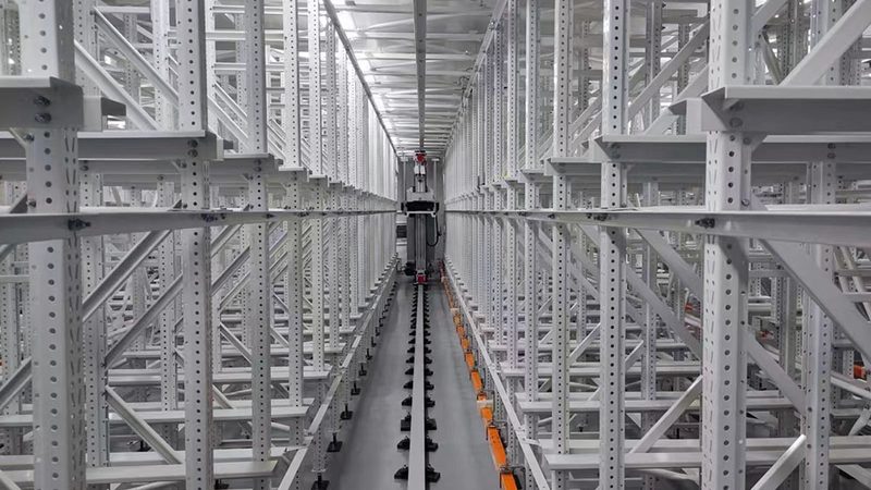加厚周转箱承重要求解析：仓储物流的坚实基石